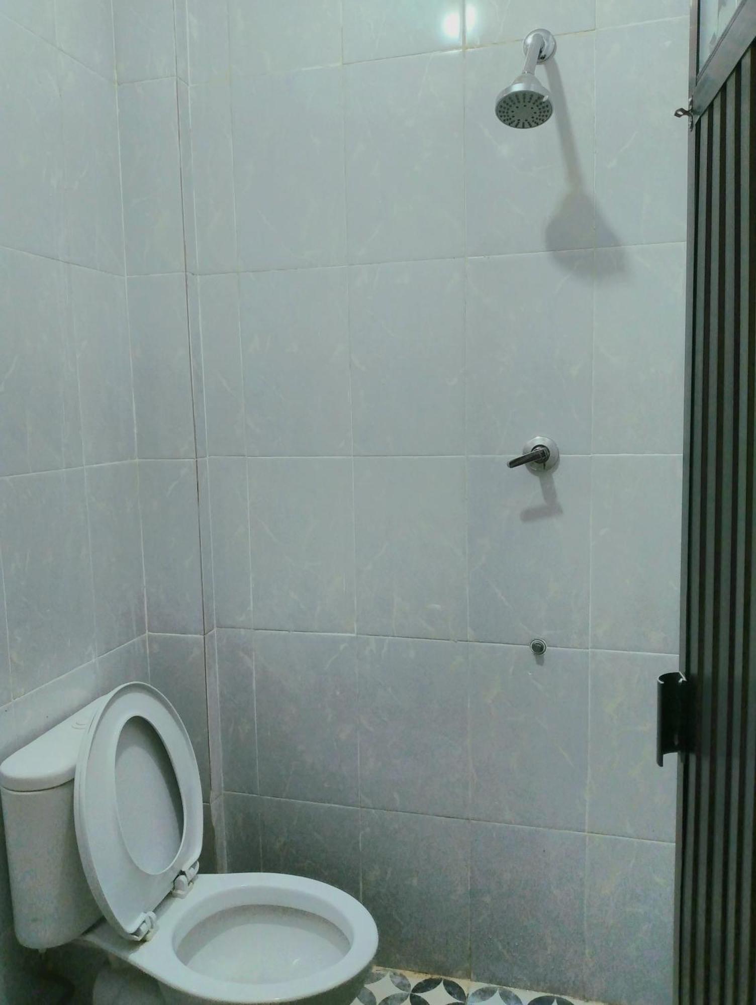 Grha Raf Homestay Makale Extérieur photo